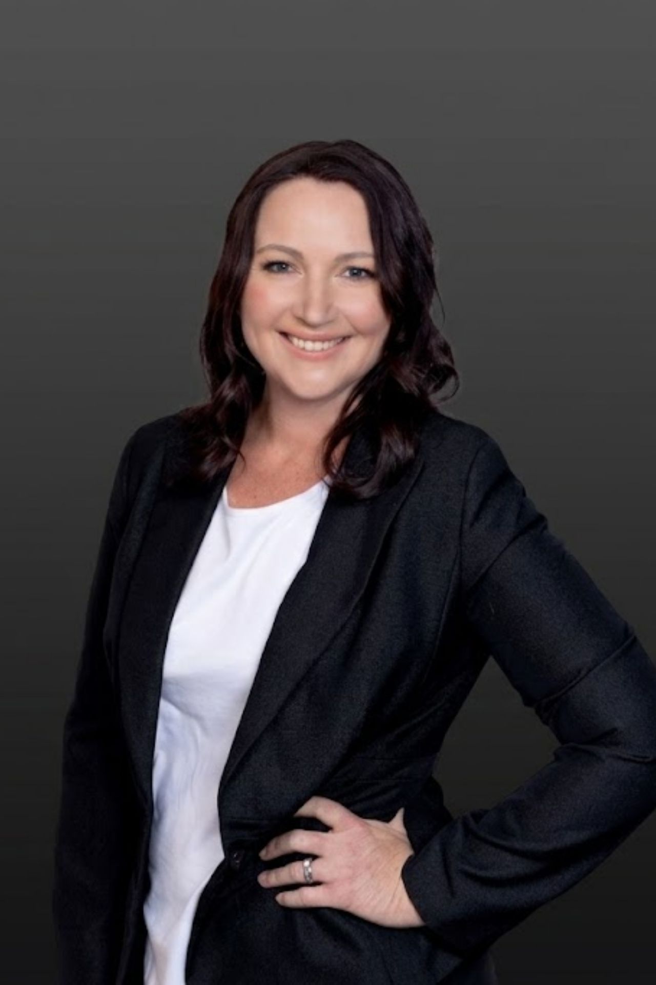 Dr Simone Shaw